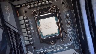 Intel Core i9 11900K, AMD Ryzen 9 5950X'den hızlı olabilir