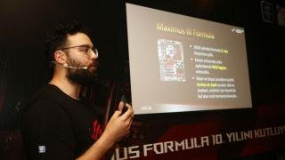 ASUS RoG, Maximus Formula Serisinin 10. Yılını Kutladı