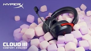 HyperX Cloud III oyuncu kulaklığı