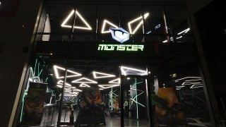 Monster Notebook, Coronavirüs sebebiyle mağazalarını kapatıyor