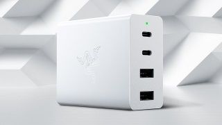 Razer Thunderbolt 4 dock ve USB-C Gan şarj cihazı çıktı