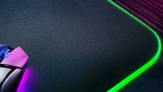 Razer Strider Chroma ve Razer Goliathus Chroma 3XL modelleri duyuruldu