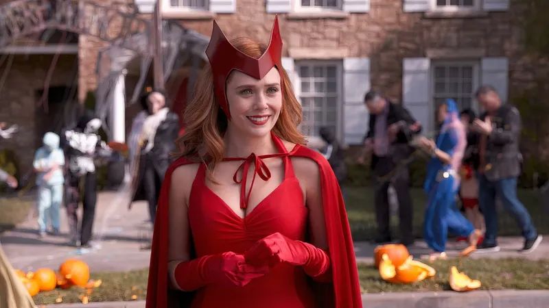 Scarlet Witch MCU'ya Dönüyor, Avengers Belirsizliği Sürüyor